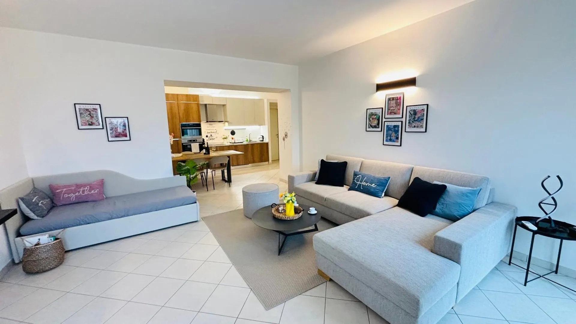 Lago Villa Zen - Apartment With Jacuzzi, Panoramic Views Лено Италия